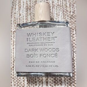 Whiskey and Leather Dark Woods Eau de Cologne - Gray
